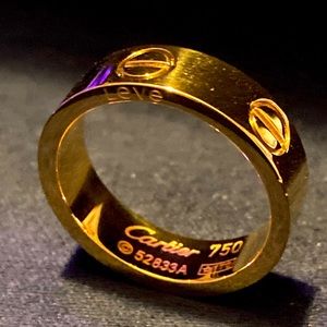 Women’s Cartier Ring size 9